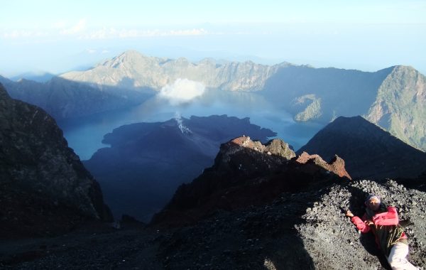 Przewodnik przygodowy po wędrówce po Unreal Mount Rinjani