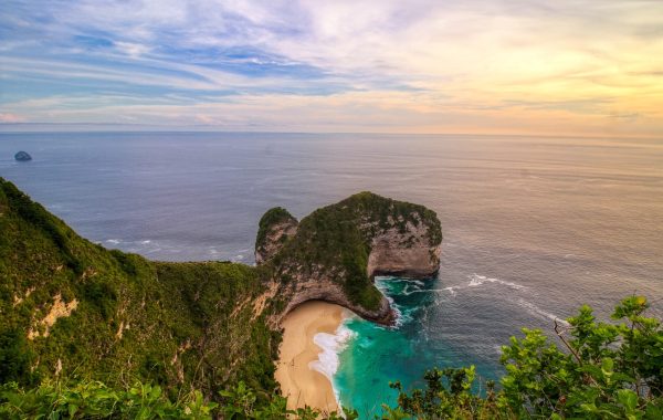 Nusa Penida: day trip or overnight, and what is actually worth it